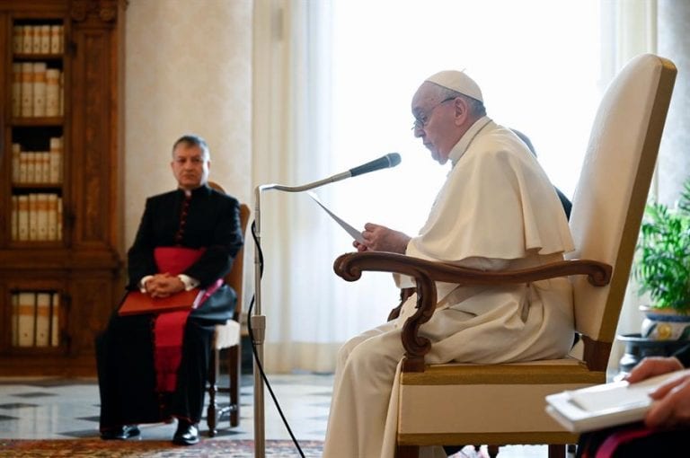 El papa reúne a los cardenales para reflexionar sobre el futuro de la Iglesia