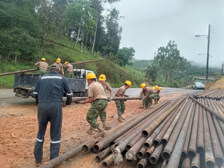 Fuerzas Armadas harán la estabilización del socavón en Zaruma