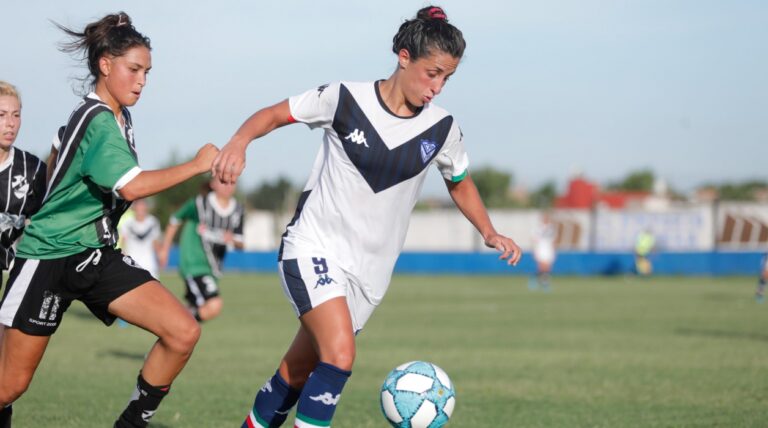 Rosario «La Osa» Castro refuerza la delantera de las Leonas