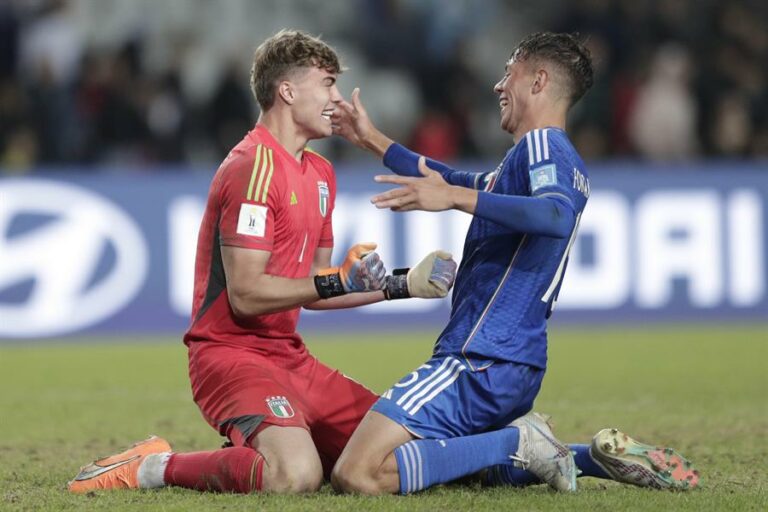 Italia se toma revancha y enfrentará en cuartos de final a Colombia