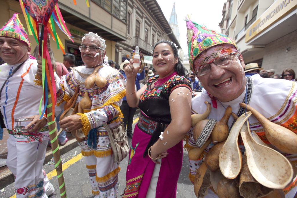 Ferias, desfiles, conciertos y festivales forman parte de la agenda de actividades del Carnaval en Cuenca este sábado 10 de febrero.