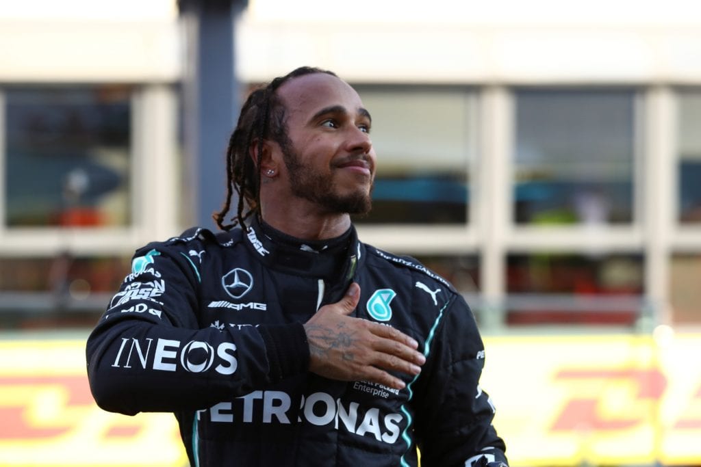 Lewis Hamilton se prepara para el Gran Premio de Brasil . Foto: EFE