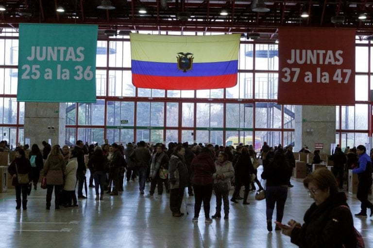 Más de 179.000 ecuatorianos pueden votar en España el próximo domingo