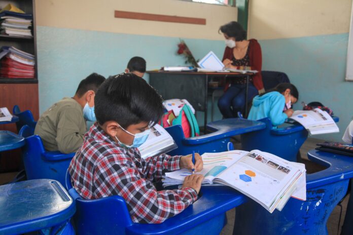 1-5A 3 coles xca Clases presenciales