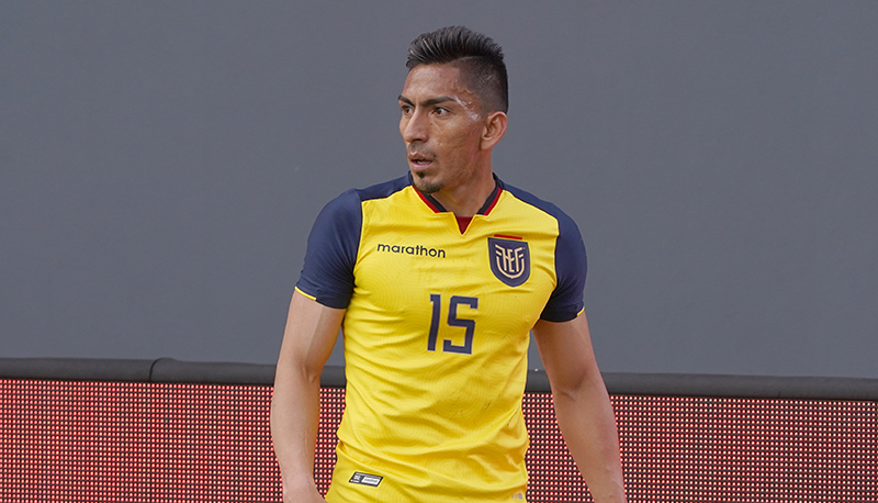 El seleccionador de Ecuador, el español Félix Sánchez, optó por el experimentado Ángel Mena para ocupar el frente de ataque junto a Kendry Paéz y Kevin Rodríguez,