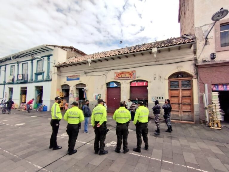 Operativos permiten recuperar vehículos robados e incautar droga