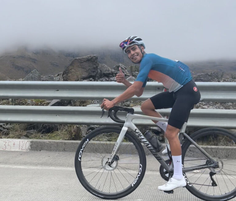 «Shuty» Moscoso será el líder del Team Orgullo Azuayo en la Vuelta Ciclística al Ecuador