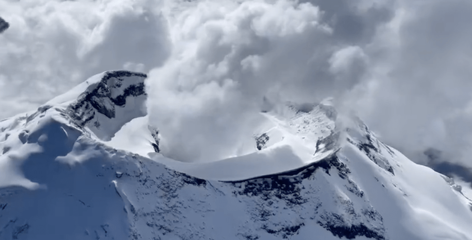 Sobrevuelo del volcán Cotopaxi