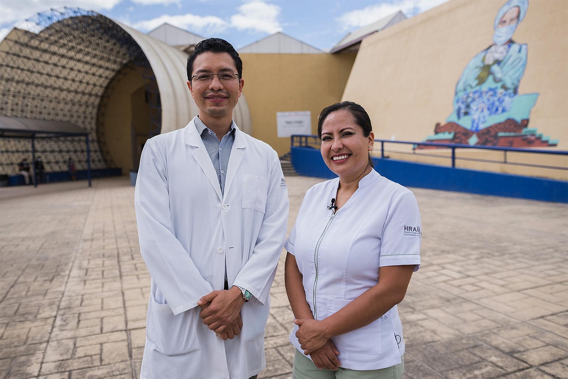 Médico y enfermera