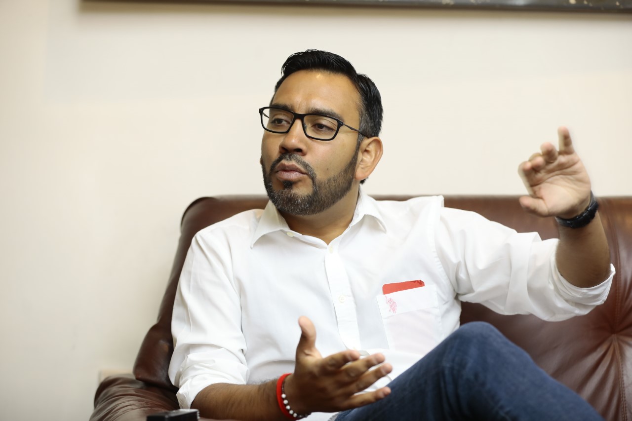 Sebastián Cevallos, candidato a la Prefectura de Azuay, por el movimiento Unidad Popular