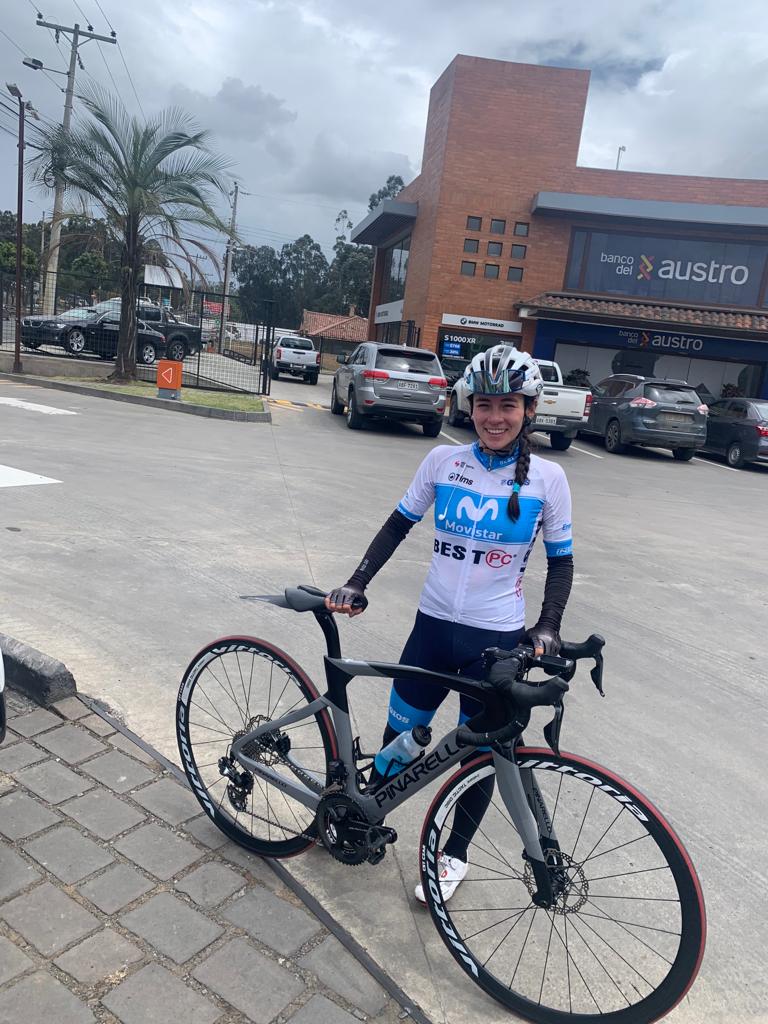 Ciclista Ana Vivar