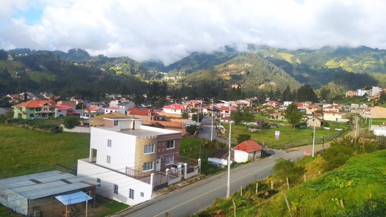 Habitantes de Barabón Chico solicitan intervención en vías