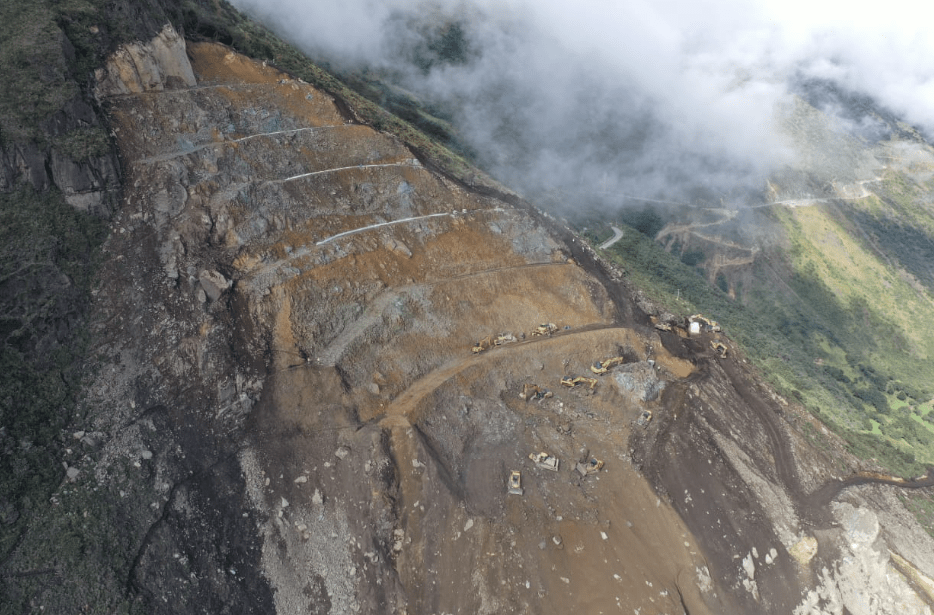 Azuay se une para exigir atención vial