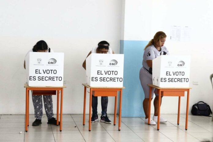Cierre elecciones 2023. Foto CNE Unificación de Comisios y Consulta Popular