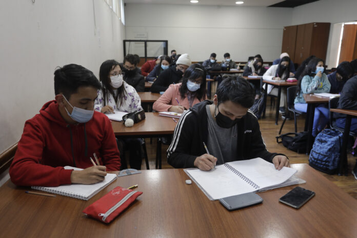 becas extranjero