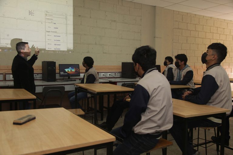 Eliminación de remediales y un modelo trimestral para el año lectivo 2023-2024