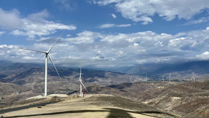 Entra a operar el Proyecto Eólico Minas de Huascachaca