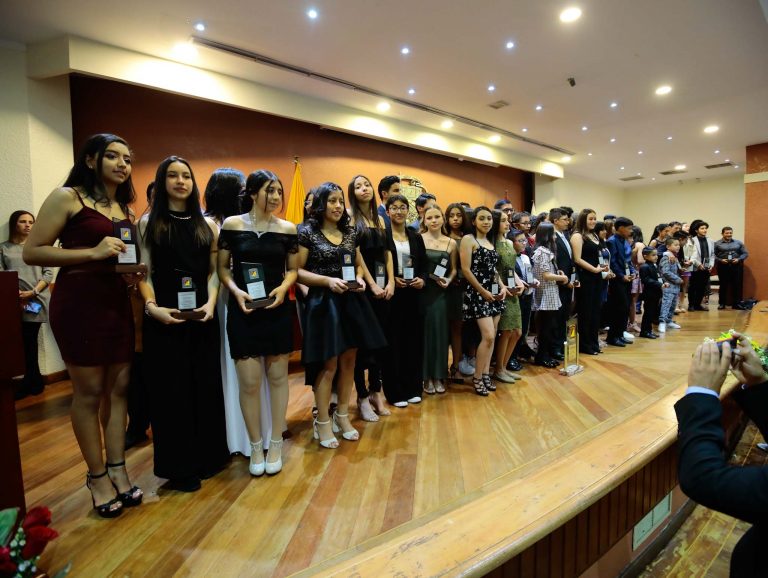 FDA reconoció a los mejores del 2022 en el Festival de Campeones