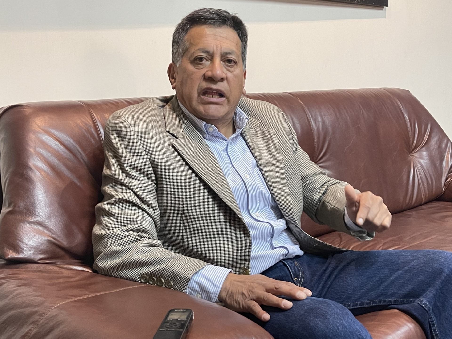 Raymundo Arpi anuncia que desde la Asamblea Nacional buscará que el Gobierno Nacional cumplan con los gobiernos seccionales.
