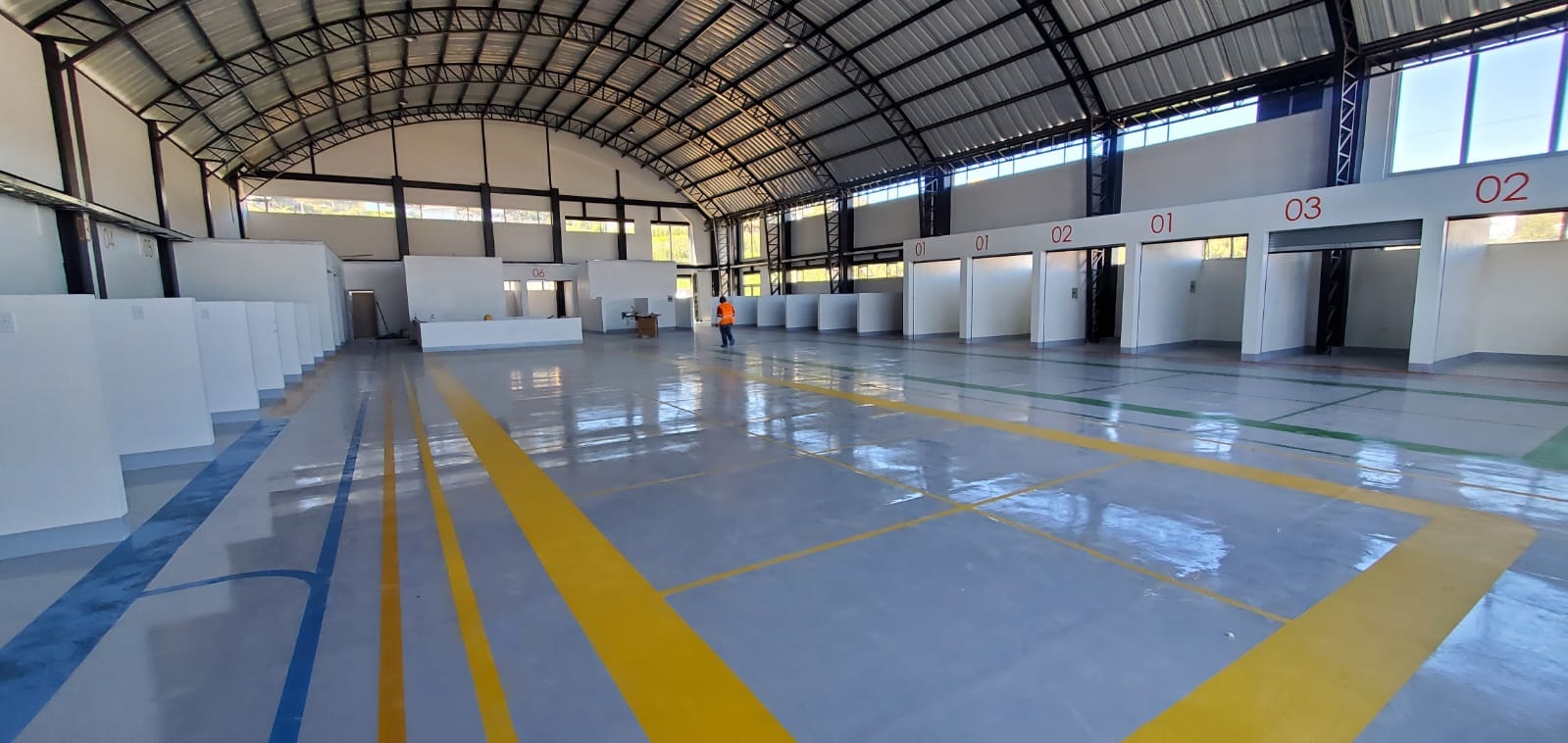 Ultiman detalles para inauguración de renovada imagen del mercado de El Valle.