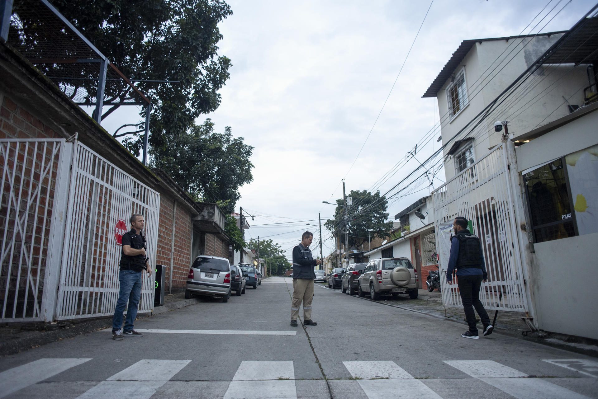 Barrios combaten la inseguridad en Guayaquil