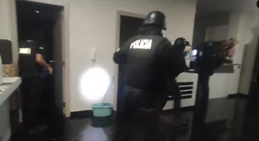 La Policía Nacional efectuó 16 allanamientos durante el operativo “Atenea-Libertad”.