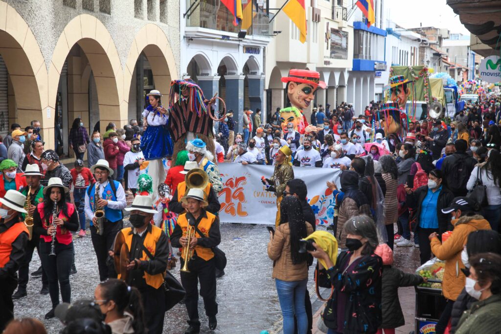 Las intendencias de todo el país podrán otorgar autorizaciones para actividades como eventos públicos, actividades turísticas y similares.