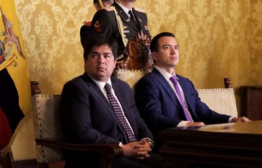 El presidente Daniel Noboa encargó este martes 2 de enero de 2023 la Secretaría de Seguridad Pública y del Estado a Arturo Félix Wong.