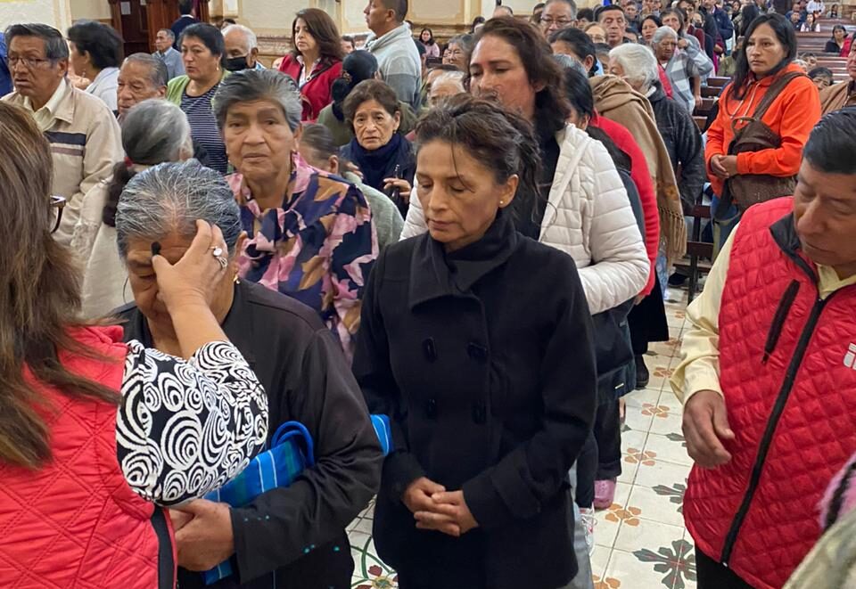 Devotos acudieron a los templos del centro histórico para pedir la imposición de la ceniza.