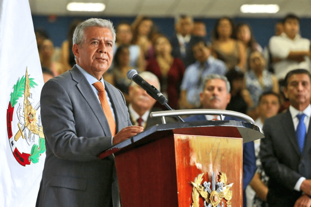 "En la región tenemos distintos niveles de preparación y distinta cultura, pero podemos aprender entre nosotros de las buenas prácticas y enfocarnos en la prevención", dijo en la inauguración del encuentro el ministro de Defensa peruano, Walter Astudillo