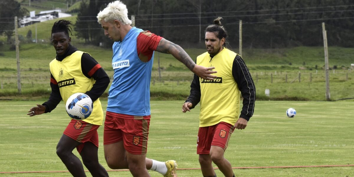 Aucas