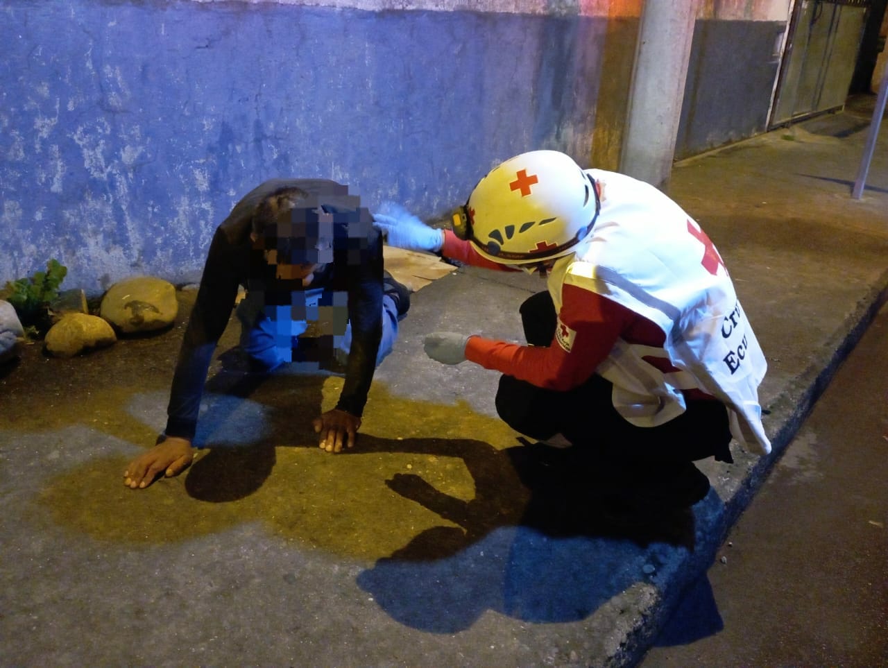 Un ciudadano resultó herido durante un robo en el sector El Tejar, Cuenca.