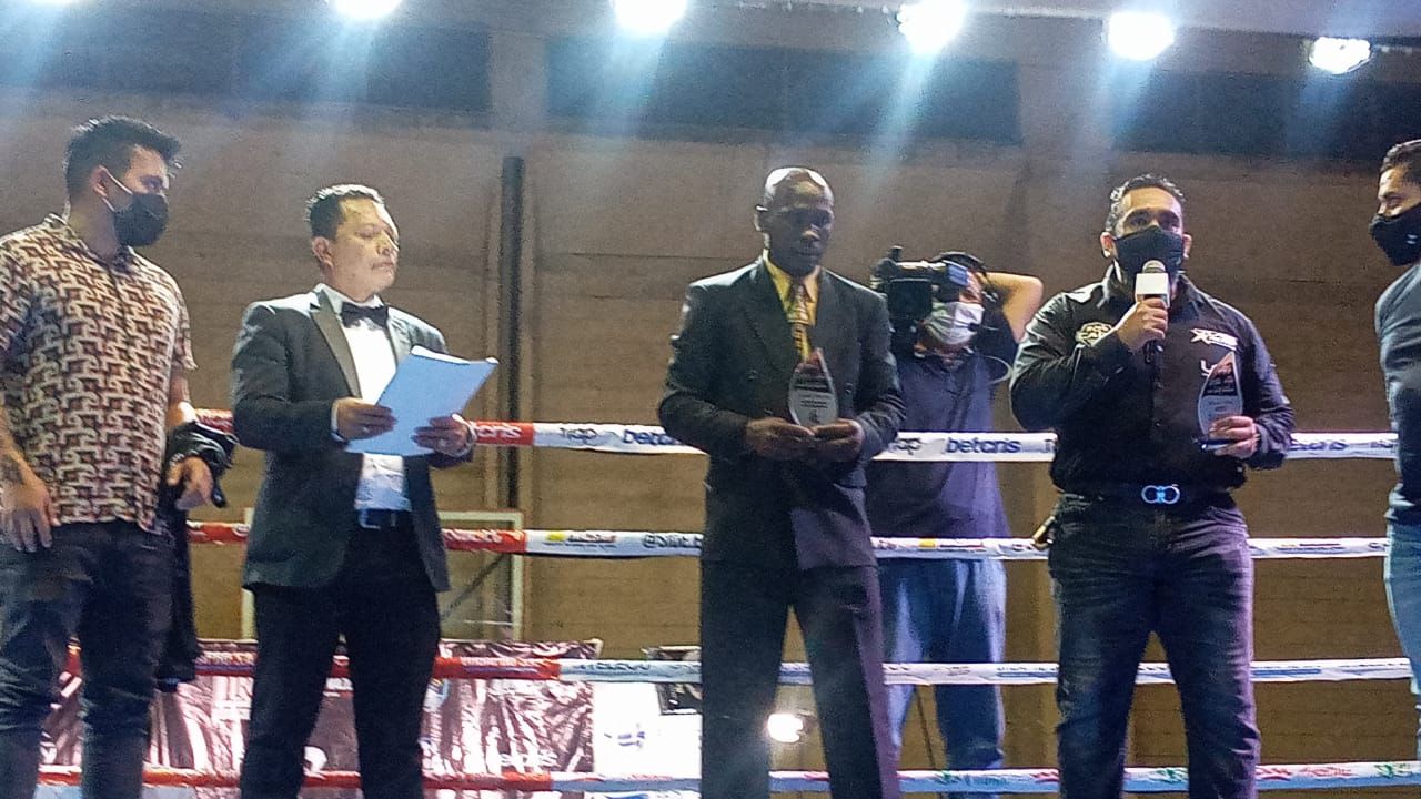 El ecuatoriano Segundo Mercado, será reconocido en México y será parte del salón de la fama en la disciplina de Boxeo.