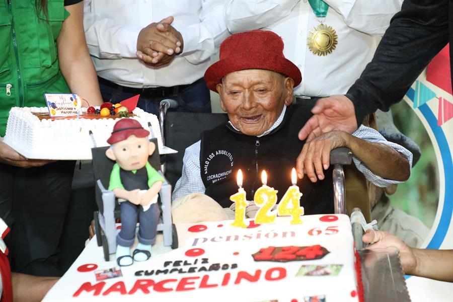 El Ministerio de Desarrollo e Inclusión Social de Perú informó este lunes que realiza las gestiones para presentar ante el récord Guinness el caso del anciano Marcelino Abad, para que sea reconocido como la persona más longeva del mundo ya que, según los documentos oficiales, cumplió hace unos días 124 años.
