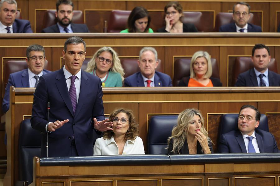 El socialista Pedro Sánchez defendió la retirada de la embajadora en Buenos Aires como una medida "proporcional"