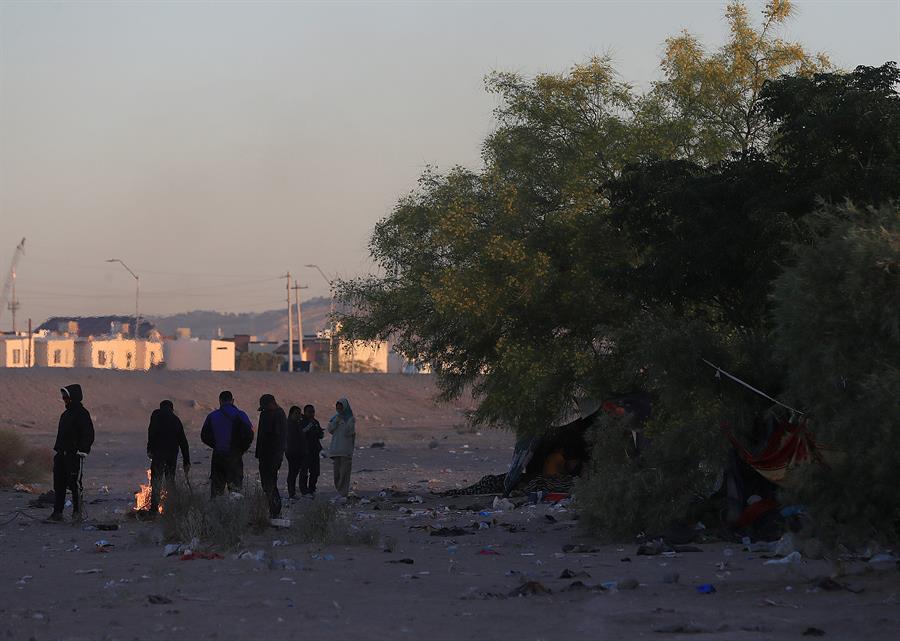 Una ola de secuestros provoca miedo entre migrantes varados en la frontera norte de México, donde un informe de la Policía estatal de Chihuahua reveló que en los últimos 3 años liberaron a más de 1.700 indocumentados, que son cerca de un tercio de las víctimas del delito en el país. EFE/