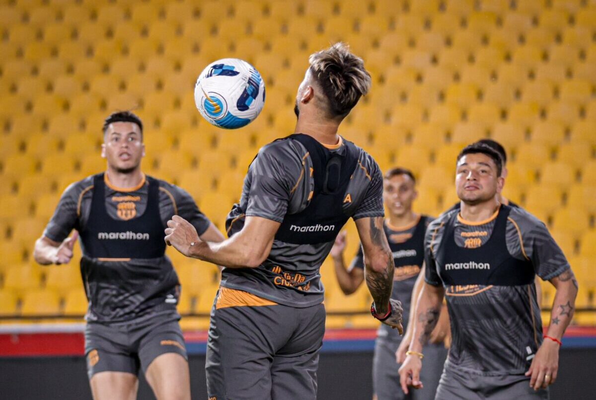 Aucas