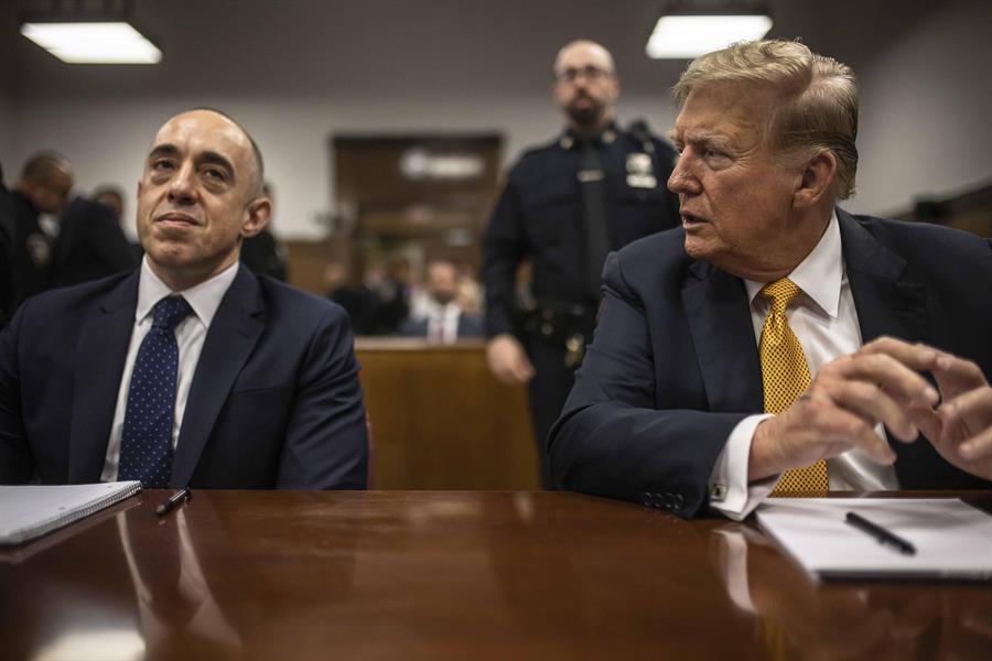 El juicio penal contra el expresidente Donald Trump (2017-2021) llega esta semana a su conclusión con los alegatos finales de las partes