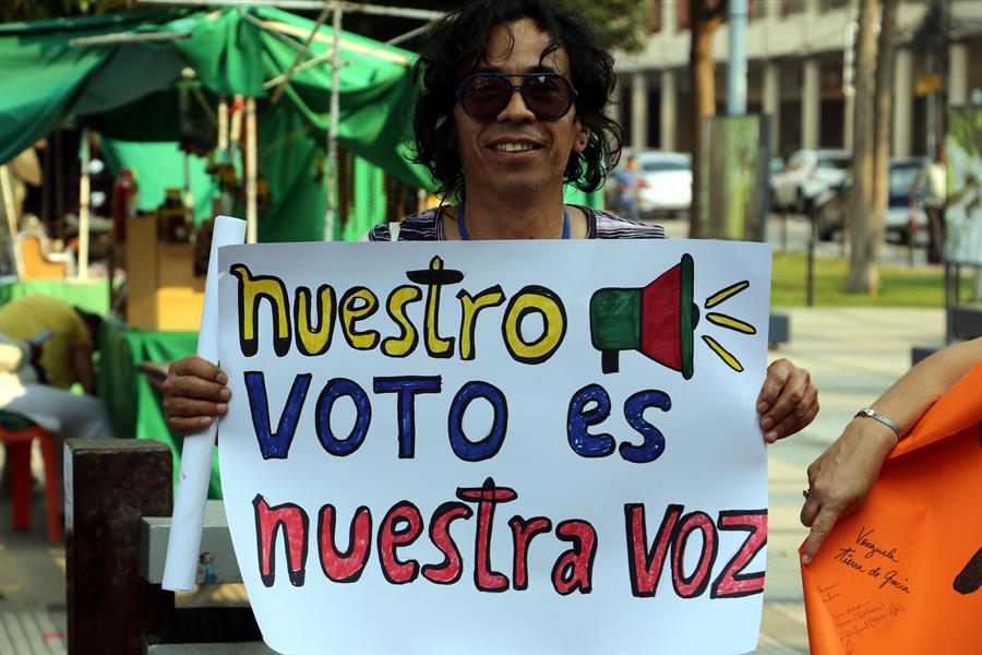 Estados Unidos, Argentina, Chile, Perú, Guatemala y Costa Rica desconocieron este lunes la reelección de Nicolás Maduro para un nuevo mandato presidencial proclamada la noche del domingo por el Consejo Nacional Elctoral (CNE)