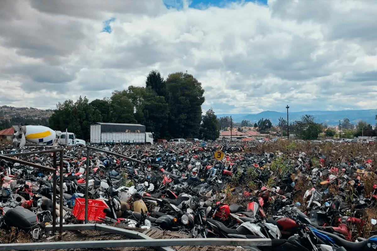 Conozca el proceso para retirar los vehículos retenidos en el Centro de Retención Vehicular de la EMOV. Foto EMOV
