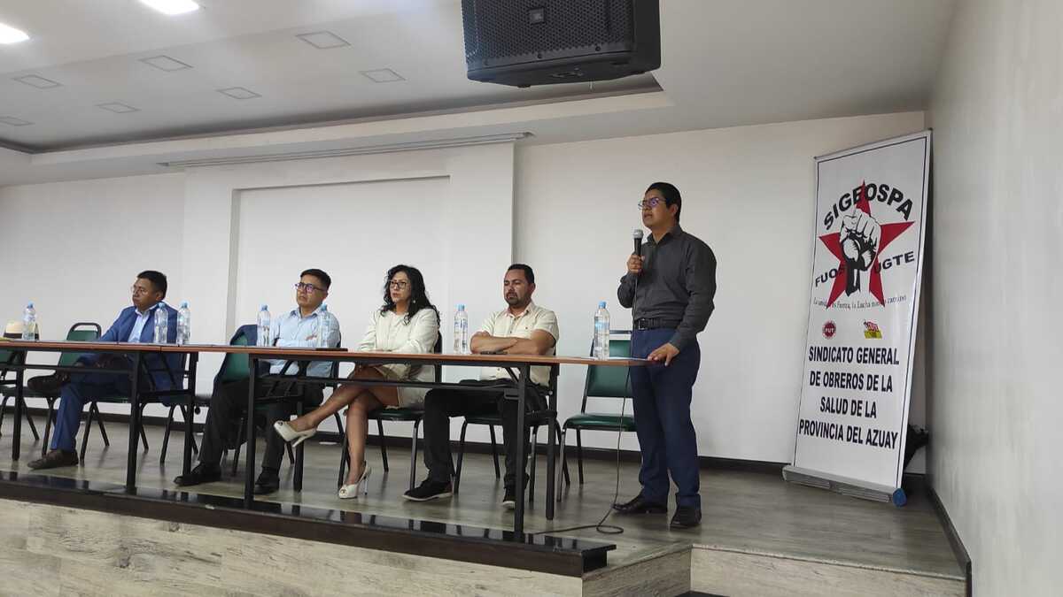 Sindicalistas no están de acuerdo con proyecto que busca evitar reelección indefinida.