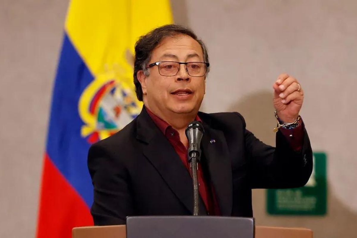 Gustavo Petro dice que la Inteligencia Artificial producirá la extinsión de la humanidad. Foto EFE