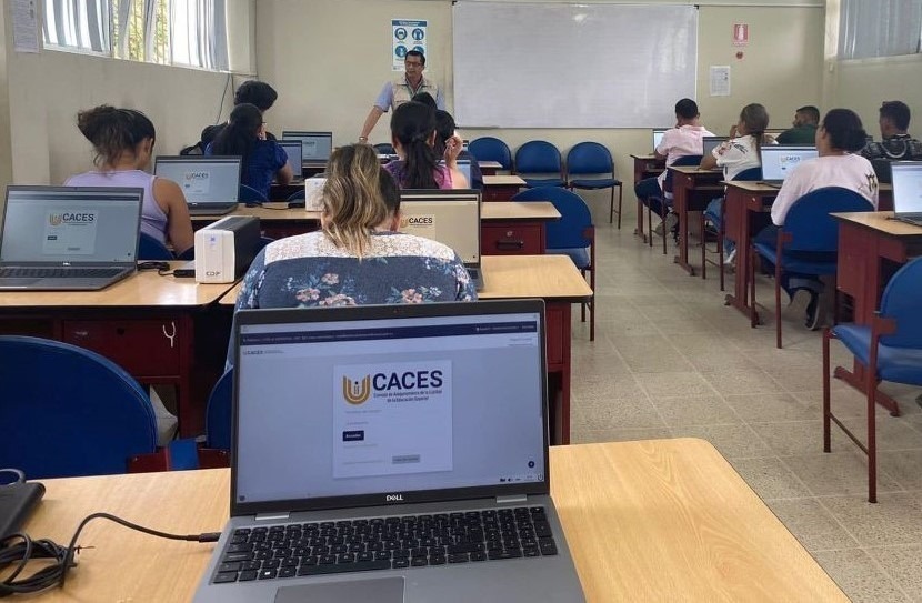 Los egresados de las carreras de Medicina, Odontología y Enfermería rindieron el Examen de Habilitación para el Ejercicio Profesional, en el mes de junio.