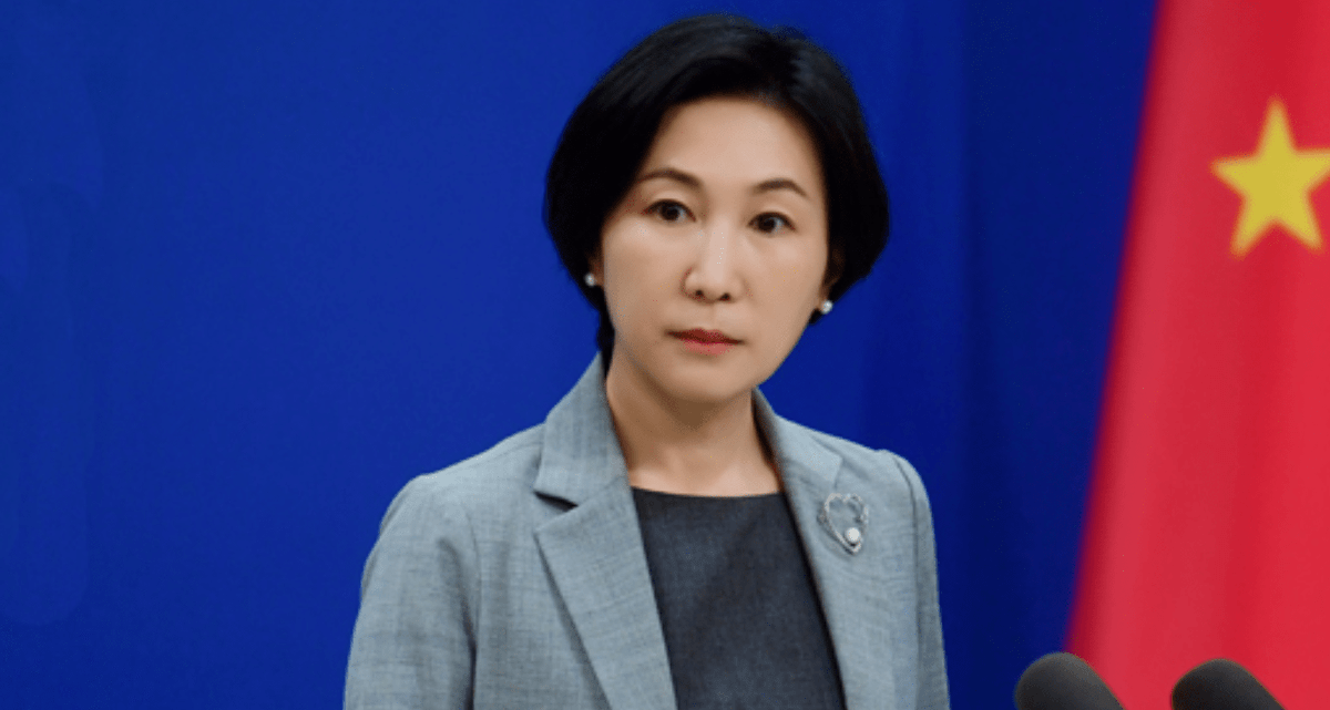 La portavoz de la Cancillería china Mao Ning declaró este miércoles en rueda de prensa que el arsenal nuclear chino "no está al mismo nivel que el de EE.UU.", al tiempo que indicaba que el gigante asiático sigue una política de "no ser el primero en utilizar armas nucleares"