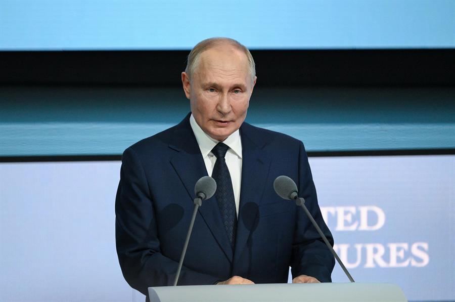 Vladímir Putin, decretó este lunes que el ejército ruso tenga 1,5 millones de soldados para el 1 de diciembre
