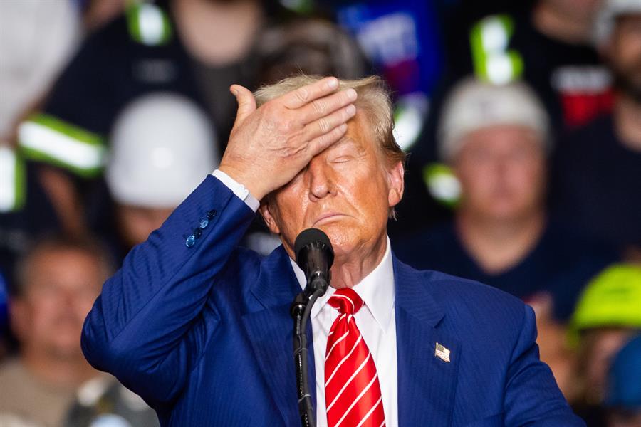 Trump, que fue declarado el pasado mayo culpable por un jurado popular de 34 cargos por falsificar registros para encubrir un escándalo sexual,