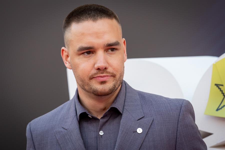 Payne, exintegrante de la banda inglesa One Direction, murió este miércoles en Buenos Aires al caer desde el tercer piso de un hotel, según confirmaron fuentes oficiales. EFE