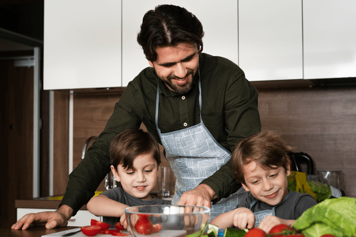 Hombres conquistan la cocina: el giro que está transformando los hogares