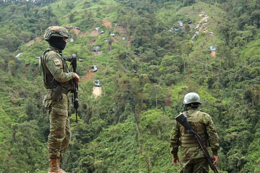 asesinato militares