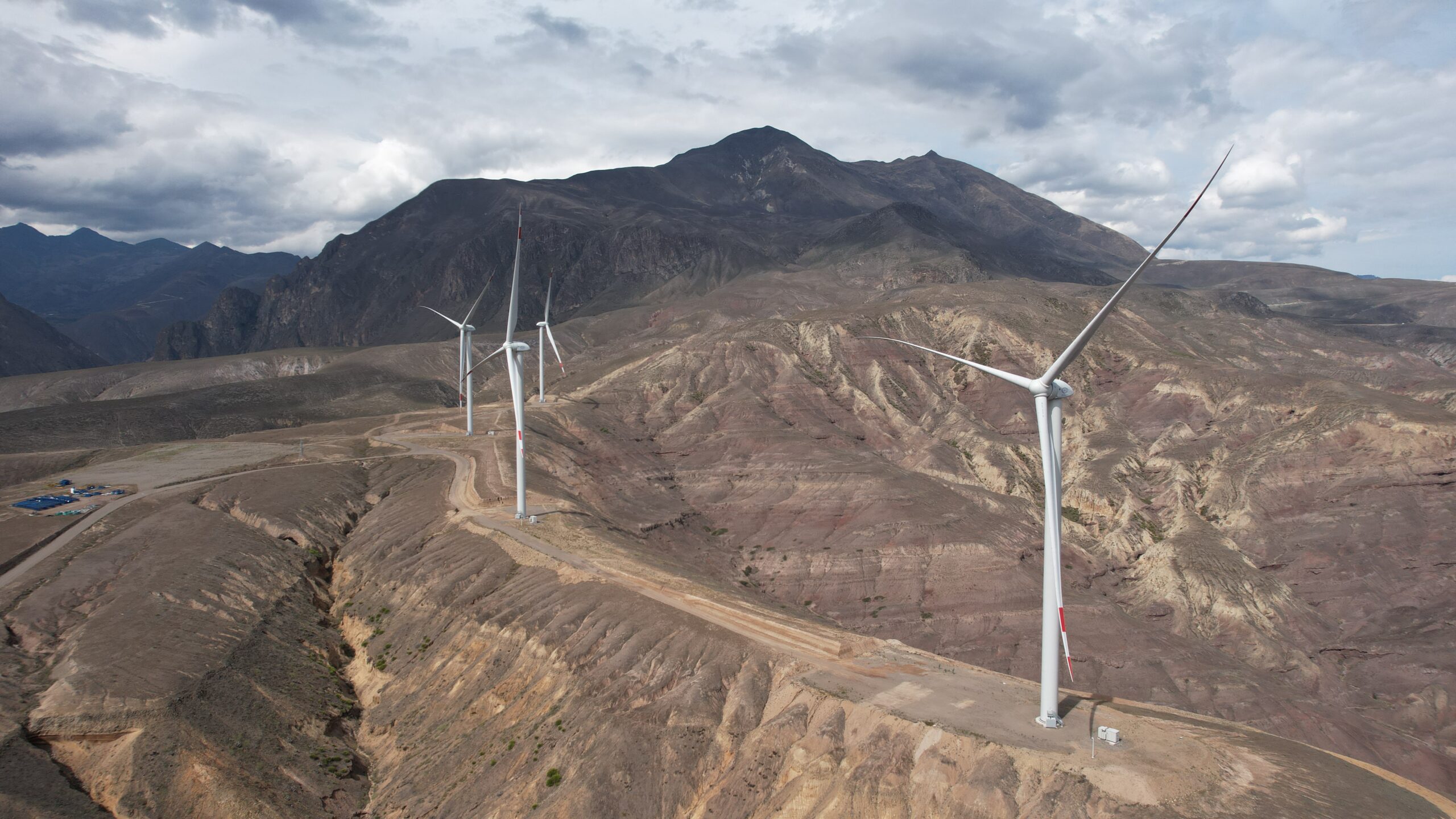 El proyecto eólico El Pimo se prevé implementar en Cuenca, provincia del Azuay, uno similar al Huascachaca en Loja. /Foto Celec